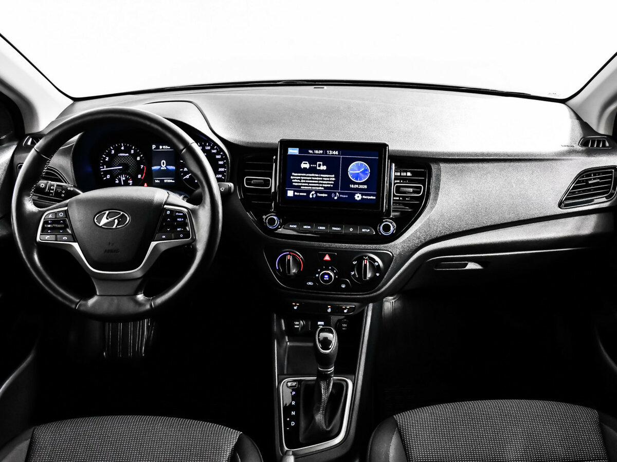 Hyundai Solaris с пробегом — 2021 год. Фото: #10