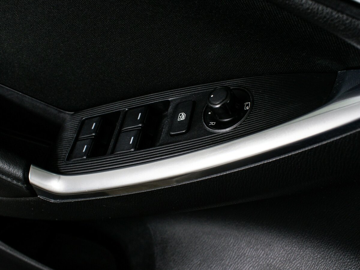 Mazda CX-5 с пробегом — 2013 год. Фото: #16