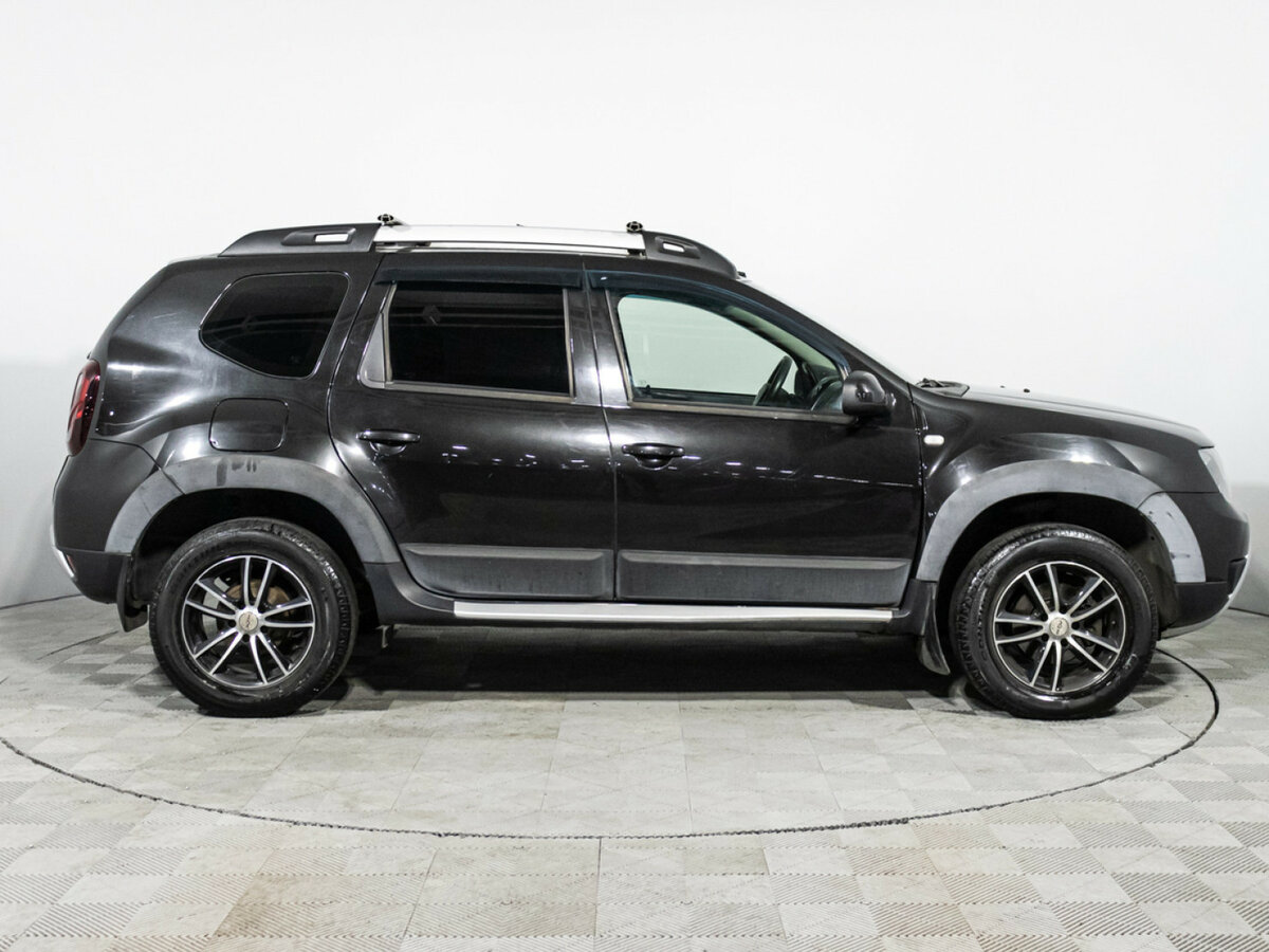 Renault Duster с пробегом — 2017 год. Фото: #3
