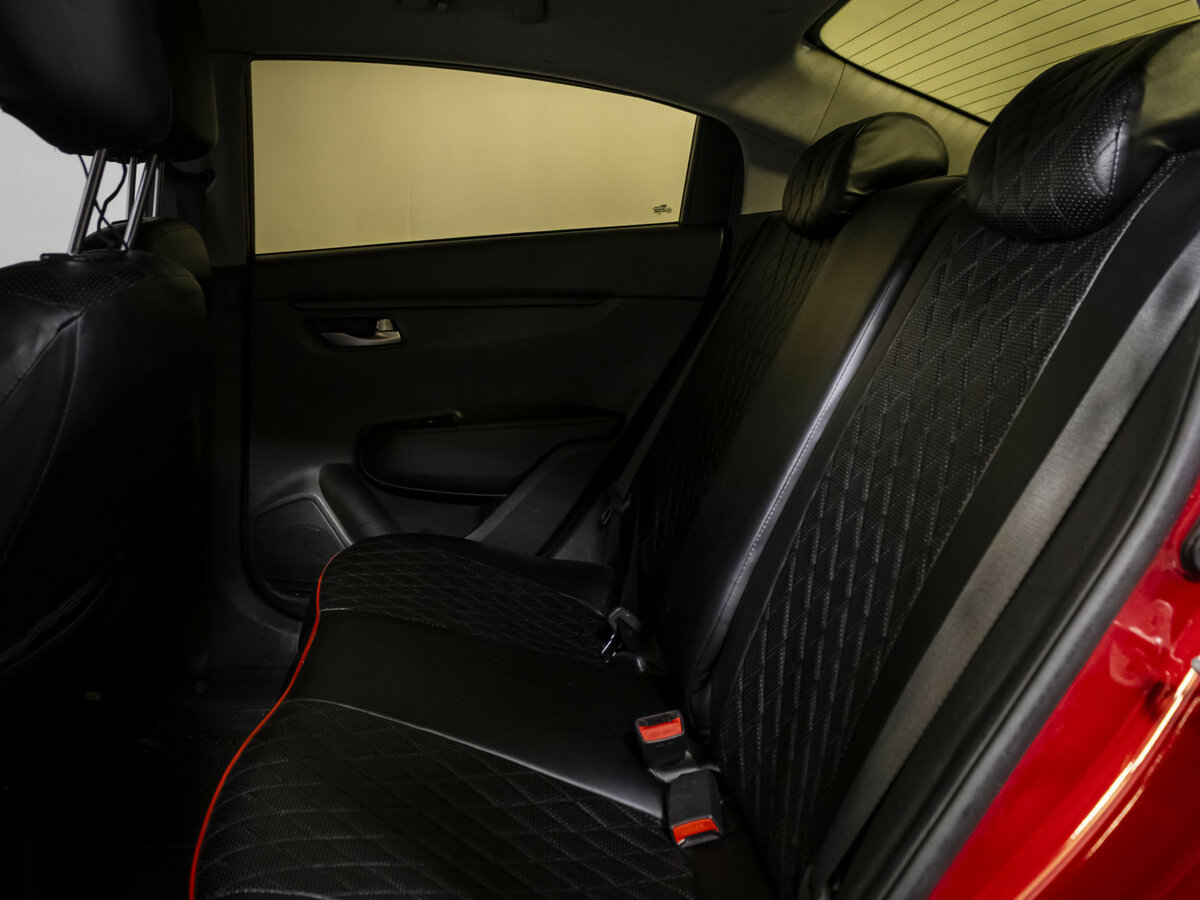 Kia Rio с пробегом — 2018 год. Фото: #11