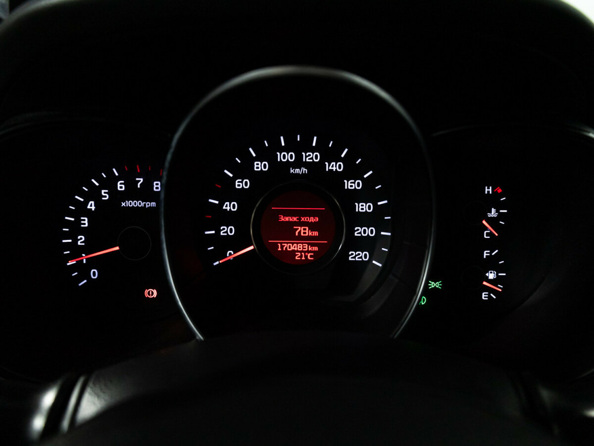 Kia Rio с пробегом — 2016 год. Фото: #11