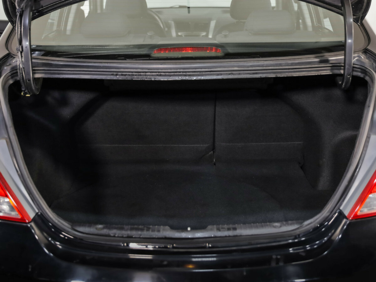 Hyundai Solaris с пробегом — 2016 год. Фото: #20